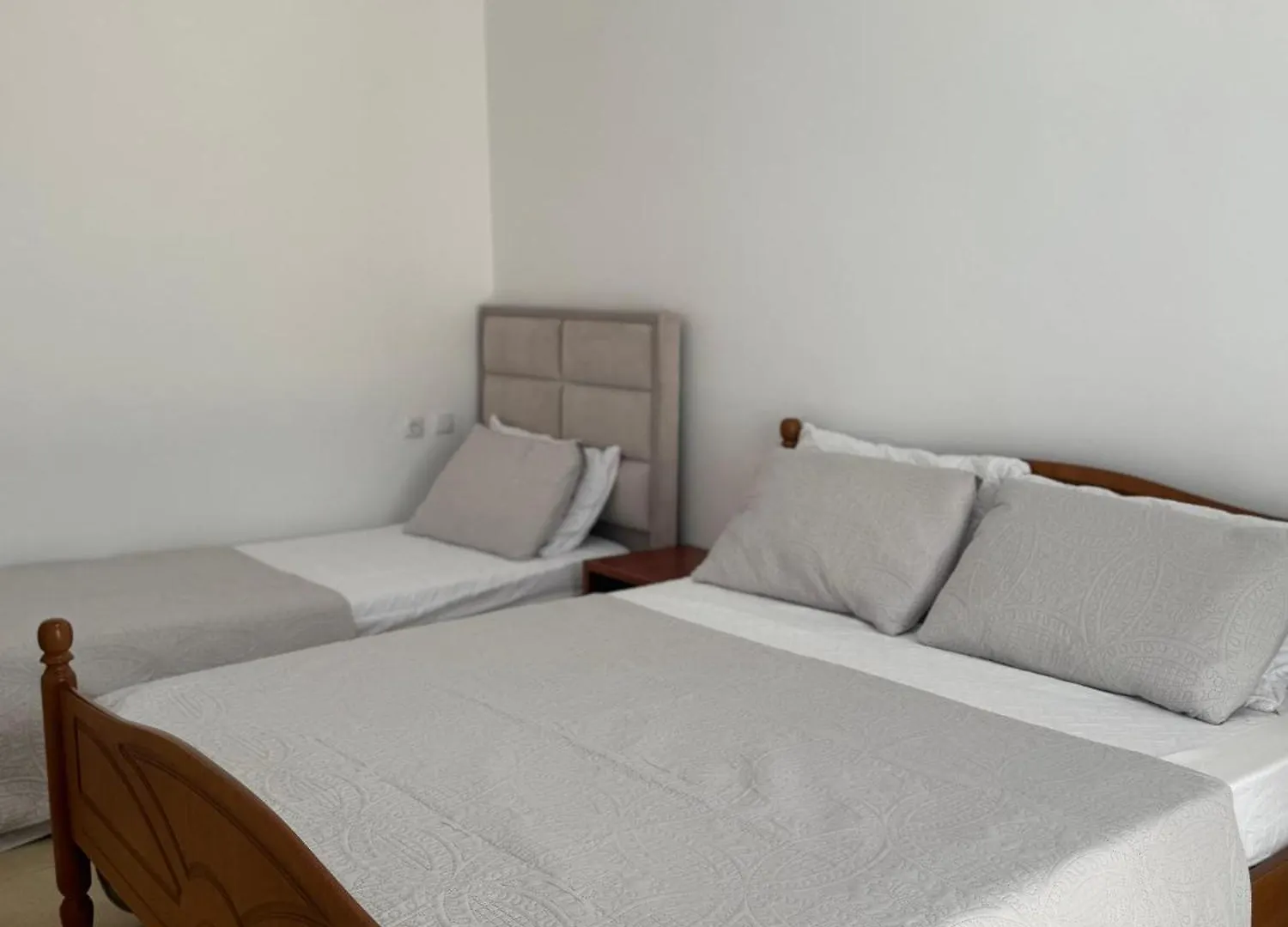 Гостевой дом Qirjako'S Rooms Химара