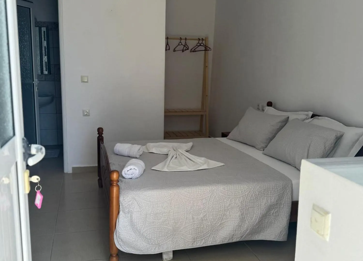 Qirjako'S Rooms Химара 0*,