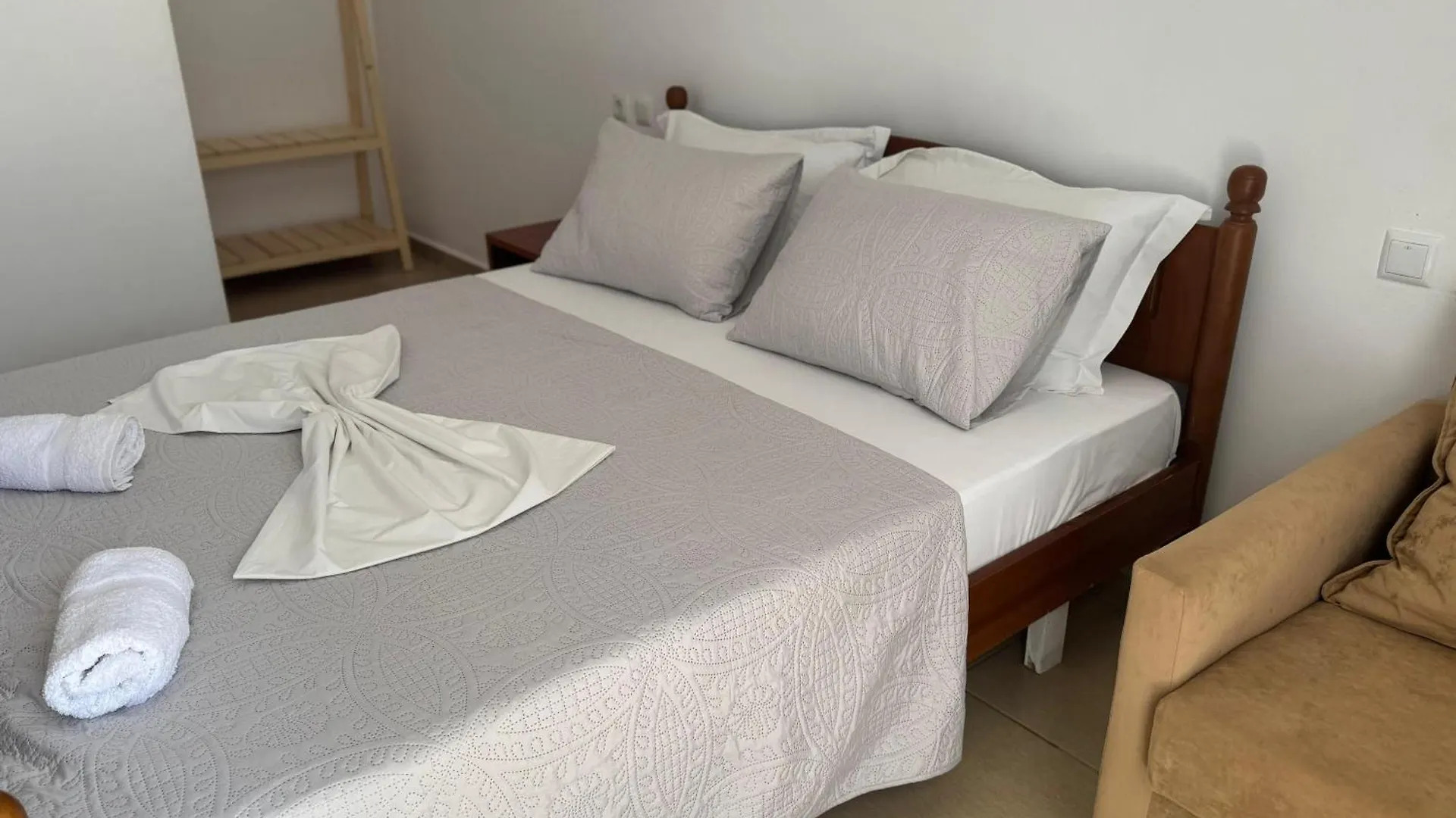 Гостевой дом Qirjako'S Rooms Химара
